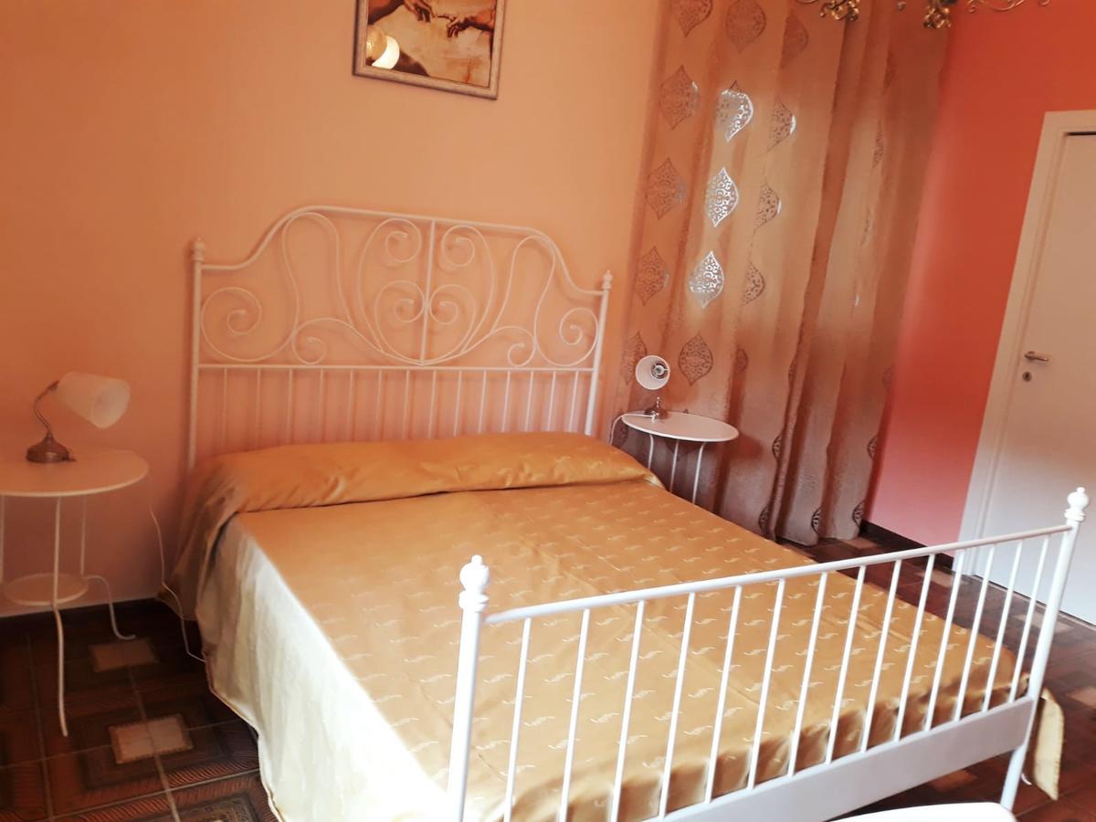 Stella Marina Bed and Breakfast Giardini Naxos Exteriör bild